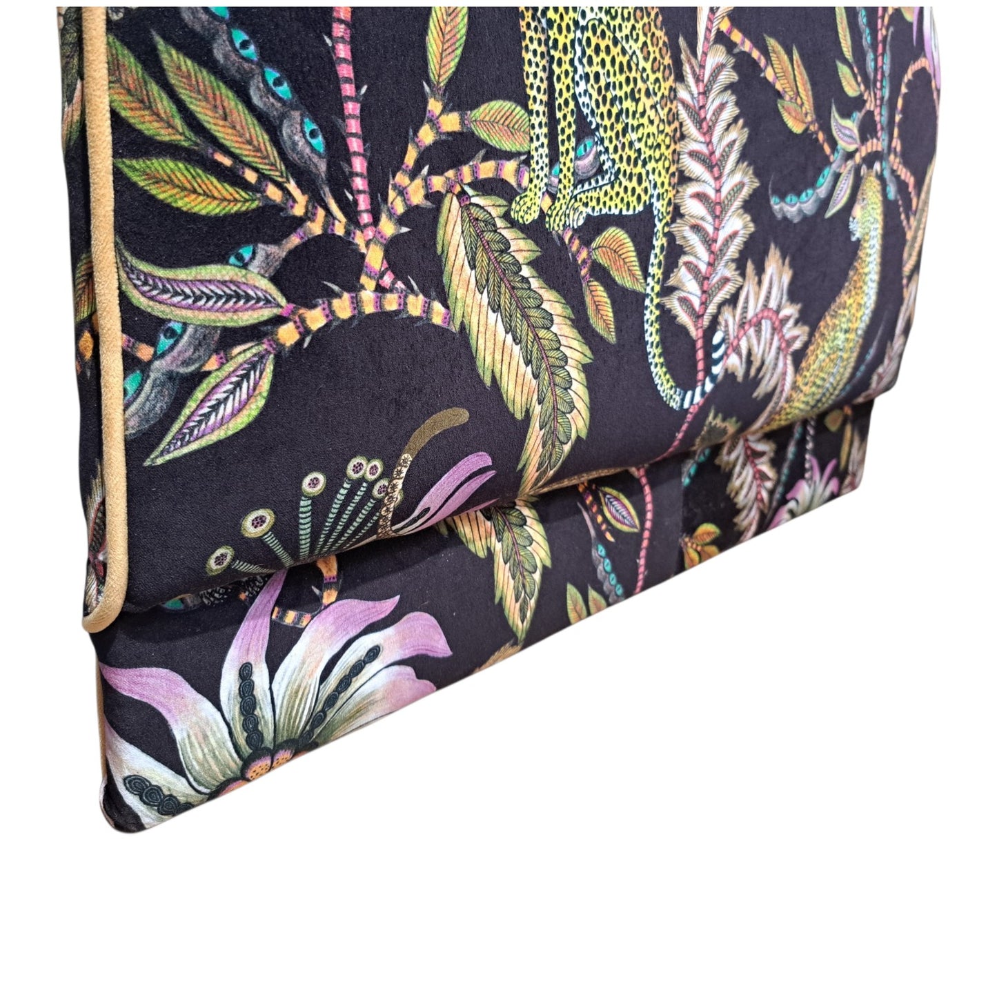 Designer Headboard – The Manhattan