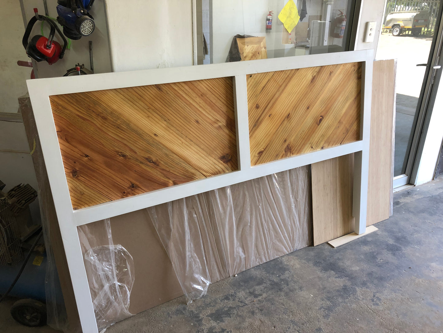 Headboard 10 - Wood herringbone