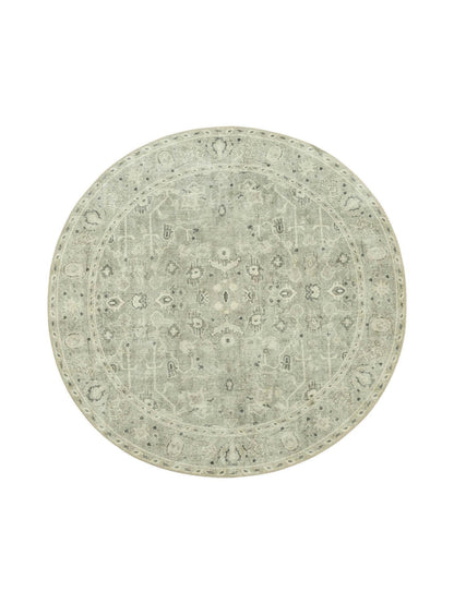 Manor Round Rug - Baroness