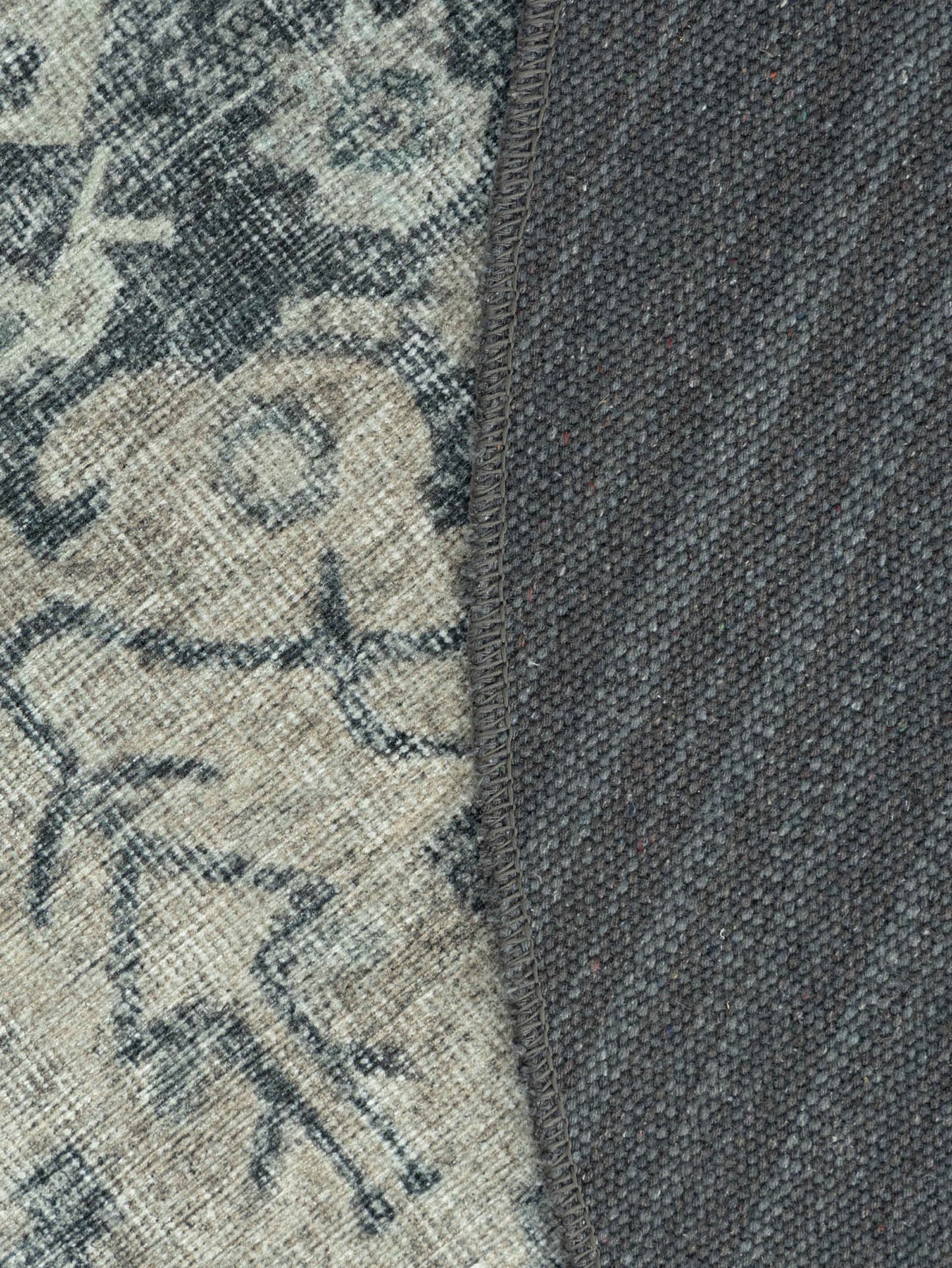 Manor Round Rug - Viscount